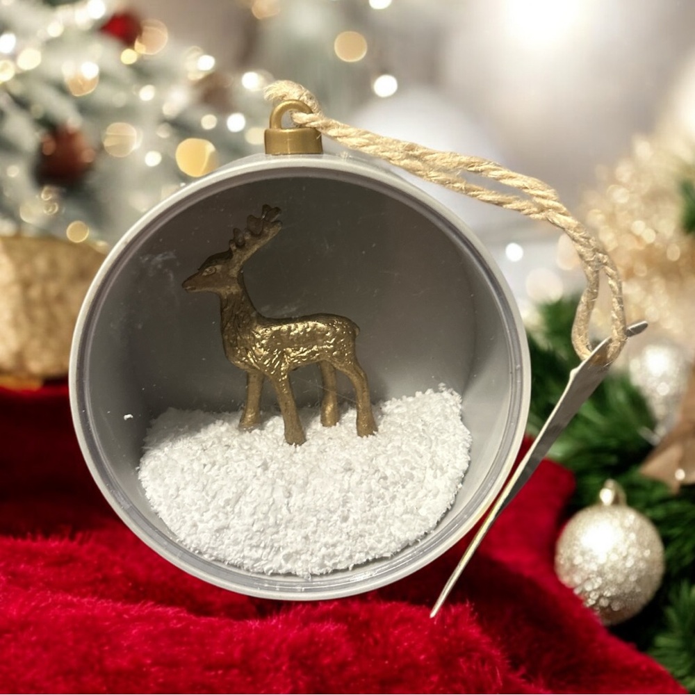 Deer On Snow, Christmas Ornament By Horizon Group 2023. NWT
